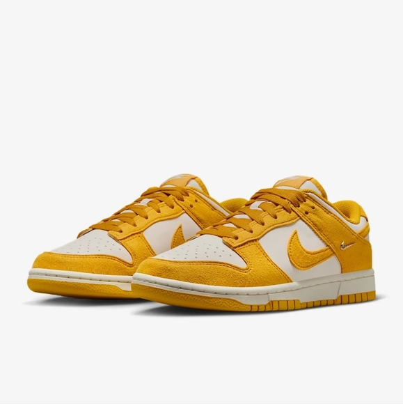 Customized Nike Dunk Low Yellow Womens Sneakers Shoes with Crystals Bling Nikes - Picture 5 of 6